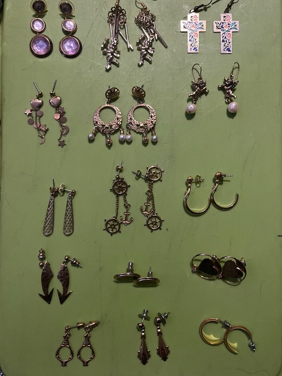 Source Unknown Jewelry - Lot of 15 gold toned earrings variety of fun styles